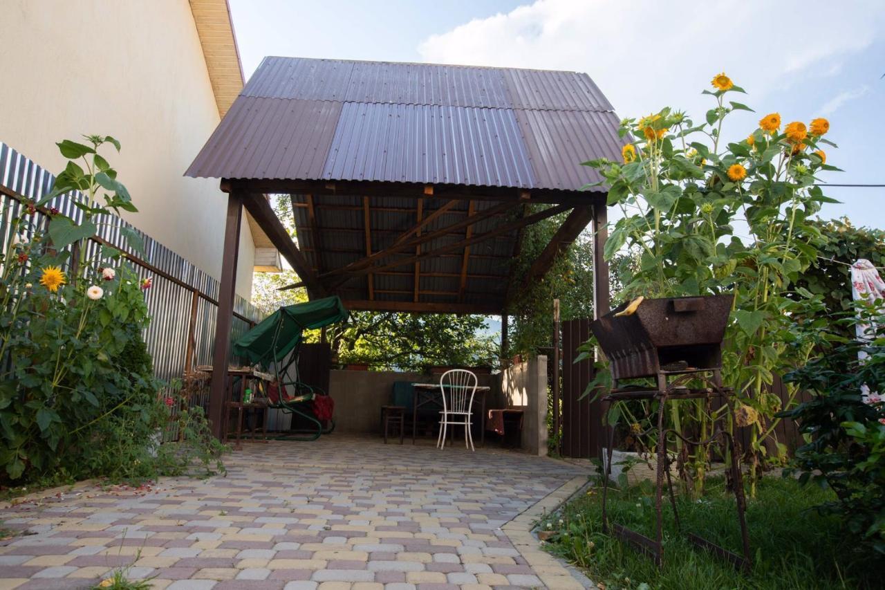 Guest House In Drachino 스발랴바 외부 사진